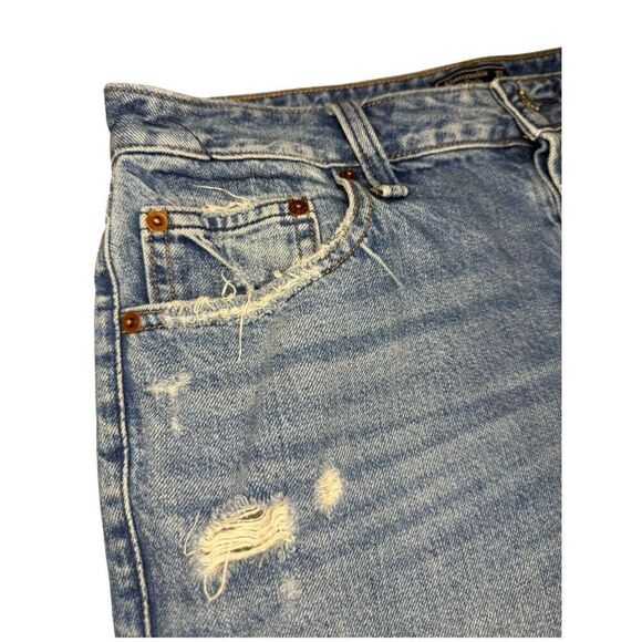 Abercrombie & Fitch Women’s 4 Ames Low Rise Slim Boyfriend Denim Jean Shorts - Picture 3 of 7